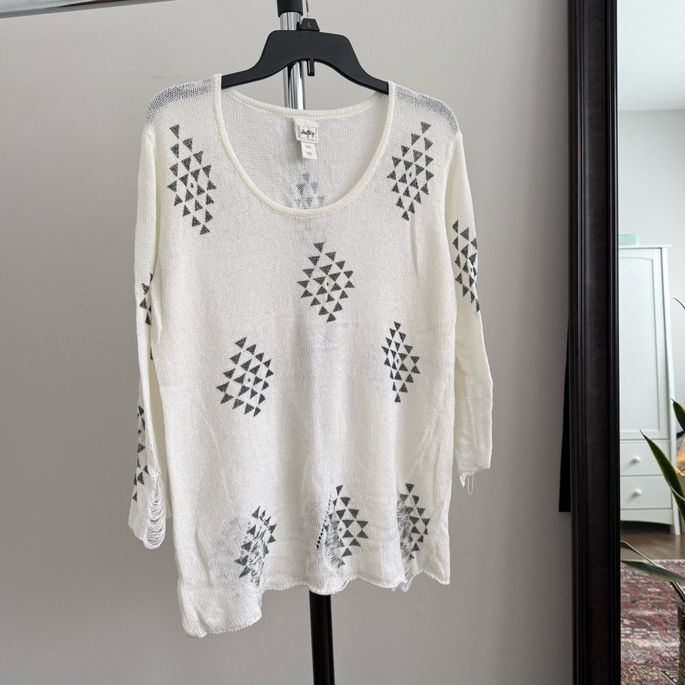 White and Gray Patterned Women's Top